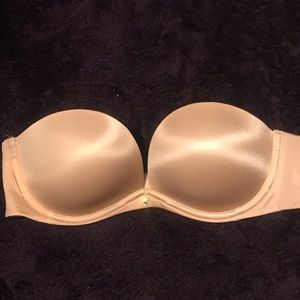 Victoria’s Secret Very Sexy Strapless Push Up Bra